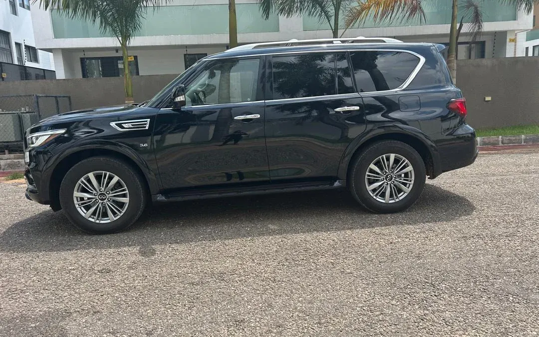 Infiniti QX80 four-wheel drive available for hire in Accra